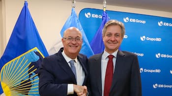 Los bancos multilaterales le ponen el moño a los préstamos de Caputo: la señal para la deuda argentina