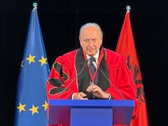 Manzano fue nombrado Doctor Honoris Causa en la ‘World Law Conference’ de Tirana