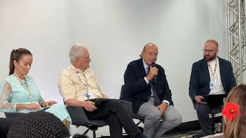 Manzano transmitió el mensaje del Papa Francisco y abogó por el diálogo socioambiental en la COP30