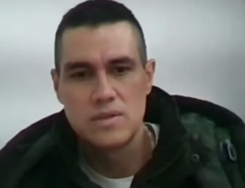 Monsalve, quien cumple una condena de 44 años por secuestro extorsivo, permanece bajo evaluación médica en Bogotá tras ser trasladado a una clínica durante la mañana.