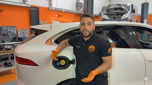 Juan José, mecánico: “Siempre voy a recomendar comprar coches de esta marca. Tienen los motores más fiables y seguros”