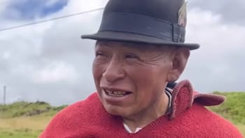 Juanito, pastor de ovejas a 4 mil metros de altura: “Somos felices aquí con la tranquilidad y trabajamos con los 150 borreguitos”