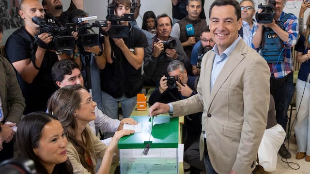 El PP gana las elecciones en Andalucía: Vox vence al PSOE y se consolida como segunda fuerza