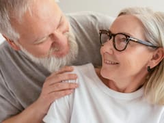 Excelente noticia de Carrefour para los mayores de 65: esta es la tarjeta que deben conseguir para obtener descuentos y beneficios