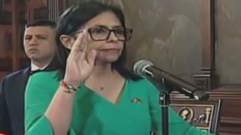 Juró Delcy Rodríguez como la primera presidenta de la historia de Venezuela
