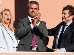 Karina Milei y los diputados libertarios sorprendieron al Presidente en su cumpleaños: el video