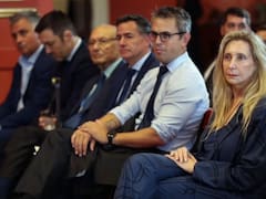 Con dos nuevos pases, Menem engrosó LLA y depende de Jalil para convertirse en primera minoría