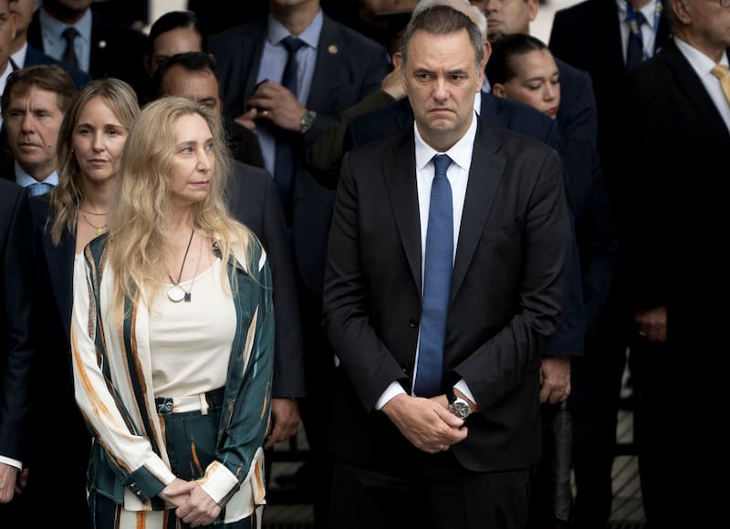 NOTICIAS ARGENTINAS
BAIRES, ABRIL 9:El próximo jueves 16 de abril en Vaca Muerta, Manuel Adorni, el jefe de Gabinete, podría volver a recibir un nuevo gesto de respaldo de parte de Karina Milei. Para esa jornada, el Gobierno planifica un acto en la zona que alberga la segunda reserva mundial de gas no convencional y la cuarta de petróleo no convencional con las dos figuras del oficialismo. FOTO NA:(ARCHIVO) DANIEL VIDES