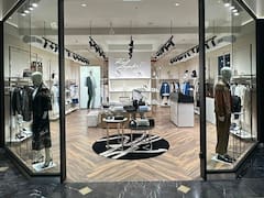 Llegó Karl Lagerfeld, la marca de lujo accesible del icónico diseñador de Chanel: abrió su primera boutique y fuera de CABA