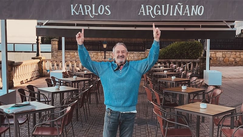 Con su nuevo libro “Cocina para todos”, Karlos Arguiñano defiende una cocina sencilla y asequible para todas las personas.