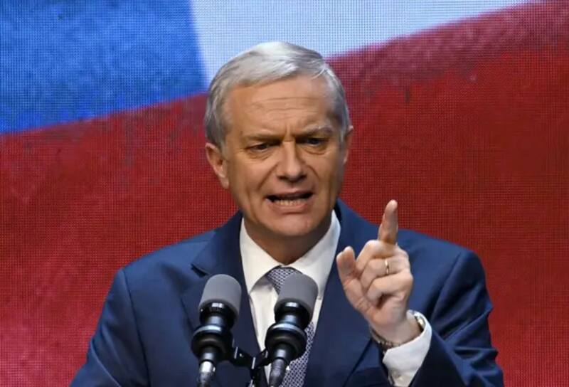 El salvavidas que el presidente derechista José Antonio Kast le tiende a la minera llega pese a la prioridad declarada de su gobierno de reducir el déficit fiscal de Chile.