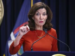 Nueva York confirmó la mejor noticia | Kathy Hochul anunció un nuevo programa de reembolso de préstamos: quiénes acceden y cómo funciona