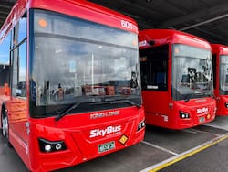 Una marca china de colectivos pone primera en la Argentina de la mano de un grupo local