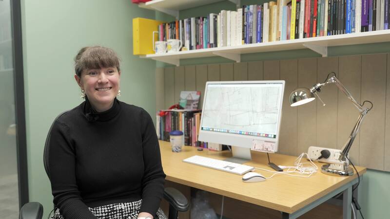 Lucy Munro, profesora de Shakespeare y Literatura Moderna Temprana en el King’s College de Londres.