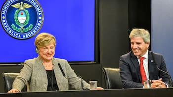 Fuerte respaldo del FMI al plan de Caputo: el blindaje que ve Georgieva y las dudas sobre la actividad