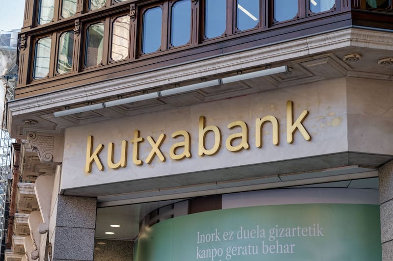 Kutxabank ofrece puestos laborales en todo el país, con programas de talento, contratos temporales y opciones de crecimiento profesional.
