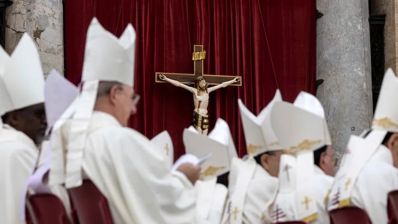 La aclaración del Vaticano que hace temblar a la humanidad: "Ninguna máquina debería...".