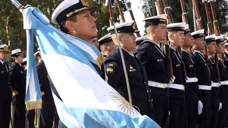 La armada de este gigante de América Latina busca recuperar su capacidad submarina: así son los poderosos modelos coreanos que podrían llegar al país