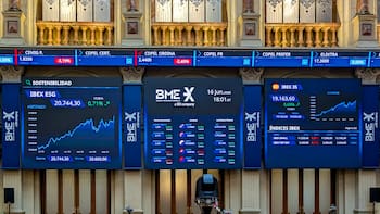 Alerta en los mercados: el IBEX 35 alcanza máximos históricos, pero una decisión clave pone todo en riesgo