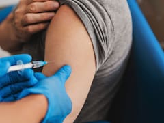 El Gobierno de México dará vacunas gratis durante una semana en octubre: aplicarán las dosis para prevenir estas enfermedades