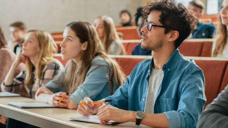 La clasificación de QS Quacquarelli Symonds reúne a 517 universidades de 27 países.