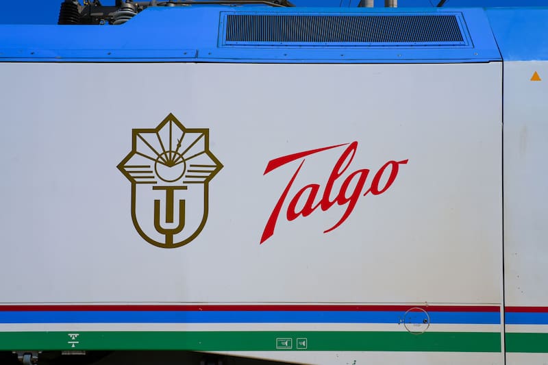 La CNMV suspende la cotización de Talgo en la Bolsa tras una nueva oferta de Sidenor, ¿cuál es el siguiente paso?