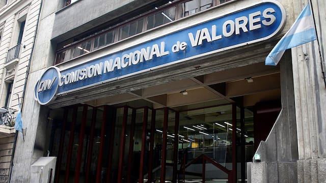 La CNV dio marcha atrás con una operatoria que autorizó en junio por provocar una caída de recaudación fiscal