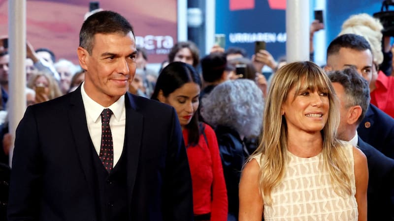 La defensa de Begoña Gómez pide suspender el juicio | Exige que la Audiencia Provincial resuelva los recursos pendientes
