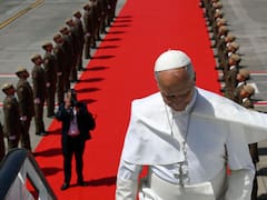 El papa León XIV se despide de España ante 40.000 fieles en Tenerife: “Vuelvo a Roma conmovido”