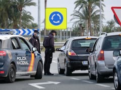 La DGT confirma que las multas por no tener la luz de emergencia V‑16 comenzarán después del 1 de enero