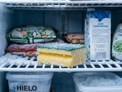 Poner una esponja dentro del refrigerador: por qué lo recomiendan y para qué sirve