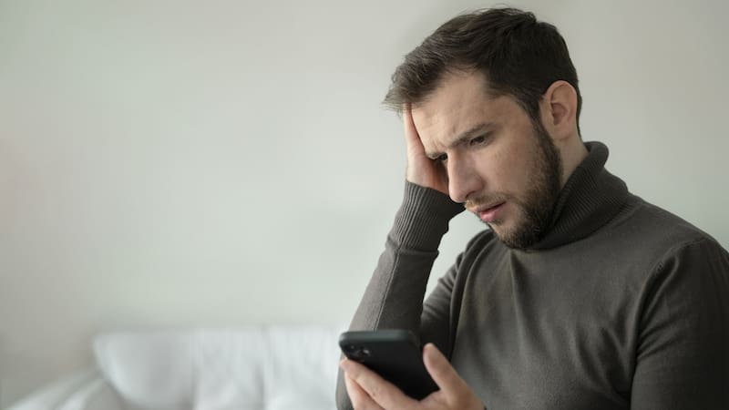 La función que debes desactivar ya en tu teléfono móvil para mejorar su rendimiento y que no explote la batería.