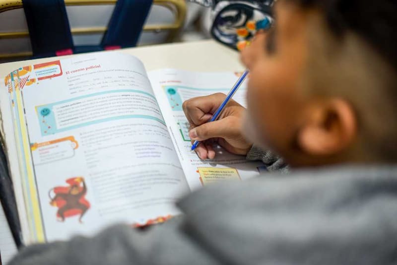 La medida, aprobada por el Consejo Federal de Educación (CFE) meses atrás, busca reducir la superposición de exámenes. (Foto: Archivo)
