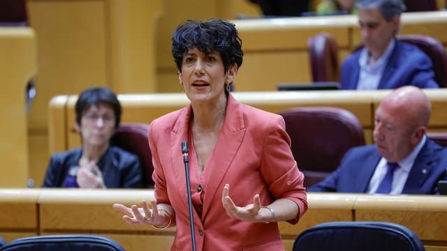 La ministra de Migraciones denuncia a las comunidades: “Dejan caer los servicios públicos y luego culpan a los extranjeros”