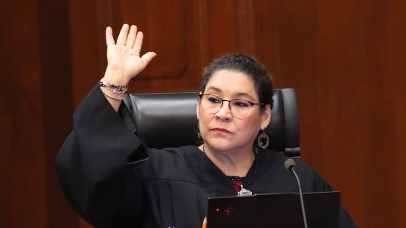 La ministra Lenia Batres subrayó la importancia de este juicio como el primer precedente para trabajadores universitarios