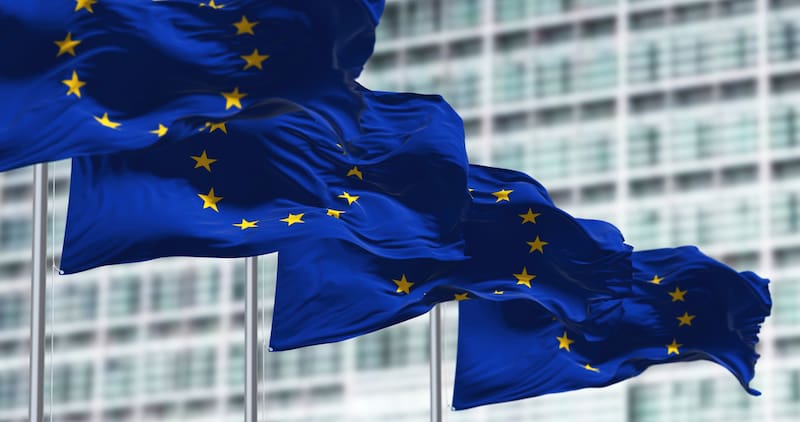 La normativa europea establece que los ciudadanos de la UE pueden viajar por los países comunitarios y determinados países del espacio Schengen llevando un pasaporte o documento nacional de identidad válido. (Fuente: Shutterstock)