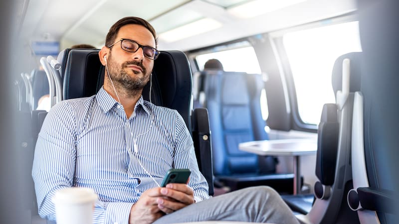 La nueva regulación redefine las condiciones de uso del Metrobús y establece límites estrictos para los pasajeros. El incumplimiento de la norma podrá derivar en multas y otras sanciones.