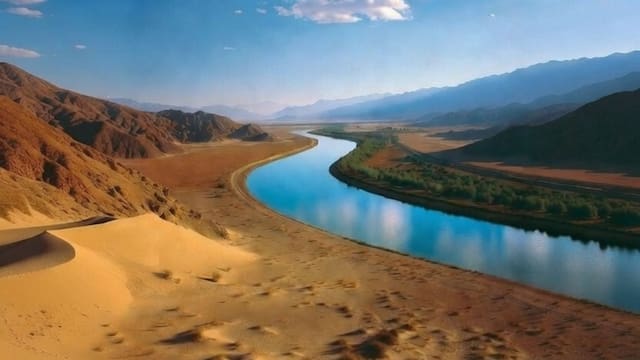 La obra más importante de la historia: crearon un río de más de 130 km en el desierto y es el orgullo del país