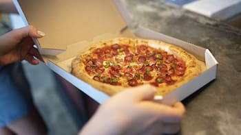 Cierran una pizzería que escondía un ingrediente secreto: su pizza más vendida tenía cocaína