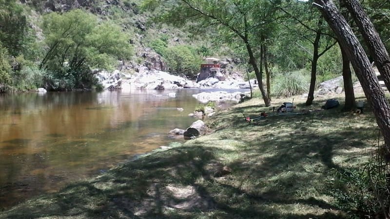 El principal atractivo natural de la localidad es el río Anisacate.