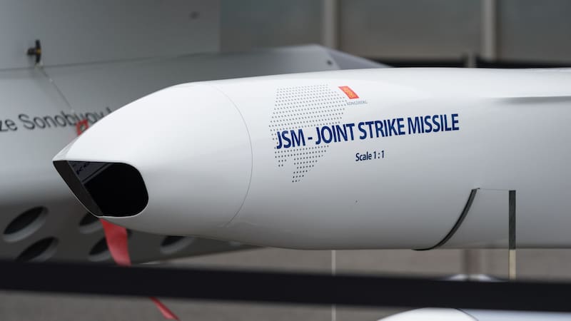 La potencia más grande se prepara para la guerra y estrenará un nuevo misil crucero capaz de destruir a toda la flota enemiga
Fuente: Shutterstock