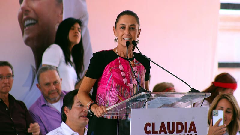 Los políticos quedaron abajo en el ranking de confianza. Foto: EFE.