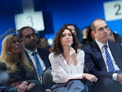 Ayuso compara a México con Venezuela y Cuba: pide que “rompan sus cadenas” y asegura que ”el comunismo les ha arrebatado todo”