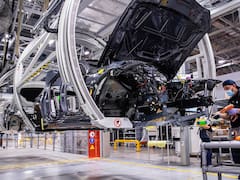 Producción automotriz ajusta su marcha en México, mientras Chrysler y exportaciones aportan impulso al sector