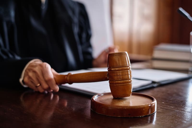La resolución del Máximo Tribunal ya no alcanza únicamente a ese niño: la decisión protege a todos los menores derechohabientes en situación similar, sin excepción. (Foto: Shutterstock)