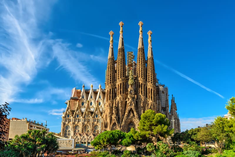 La Sagrada Familia es uno de los íconos de Barcelona.