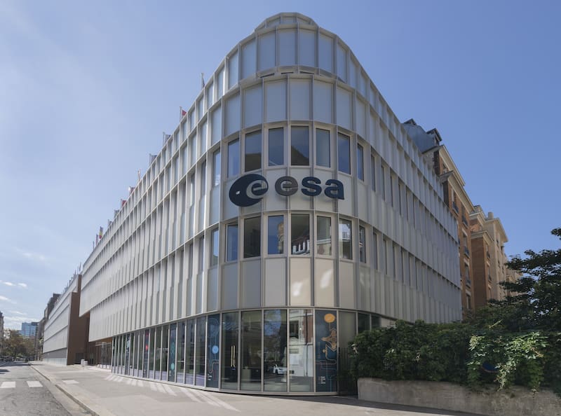 La sede principal de la Agencia Espacial Europea en París, Francia.