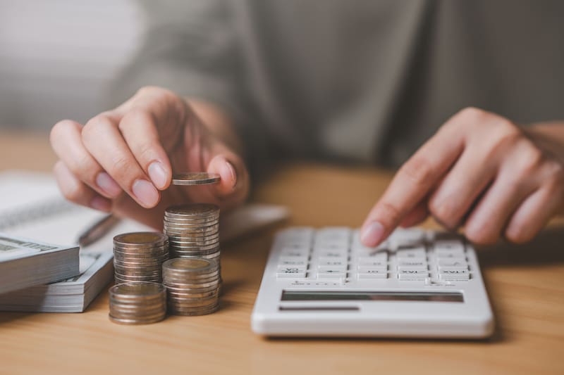 La enmienda de Podemos modificaba la ley dejando sin efecto la aplicación de los coeficientes reductores de la cuantía de la pensión. (Fuente: Shutterstock).