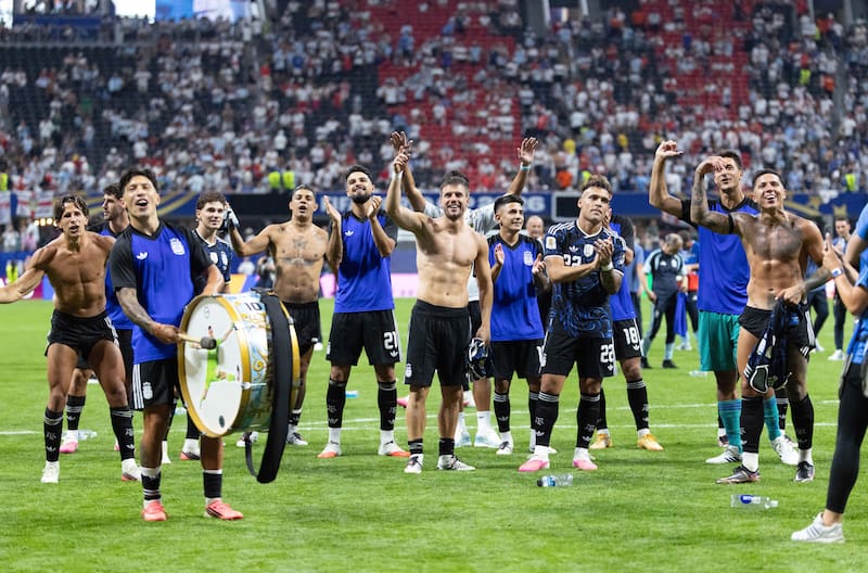 La Selección argentina logró el pase a la final, donde se encontrará con España