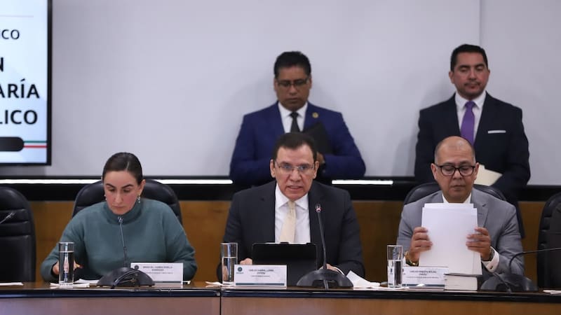 La subsecretaria de Hacienda, María del Carmen Bonilla, y el subsecretario de Ingresos, Carlos Lerma, refrendaron el compromiso del Gobierno de México para que la inversión movilice recursos para el desarrollo del país